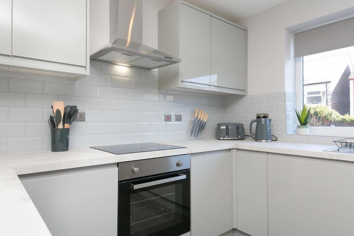 Stunning 2 Bedroom Apartment In Уолласи Экстерьер фото